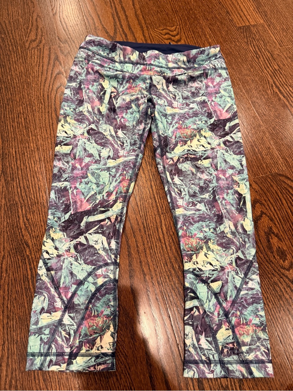 lululemon athletica Multicolor Abstract Print Leggings